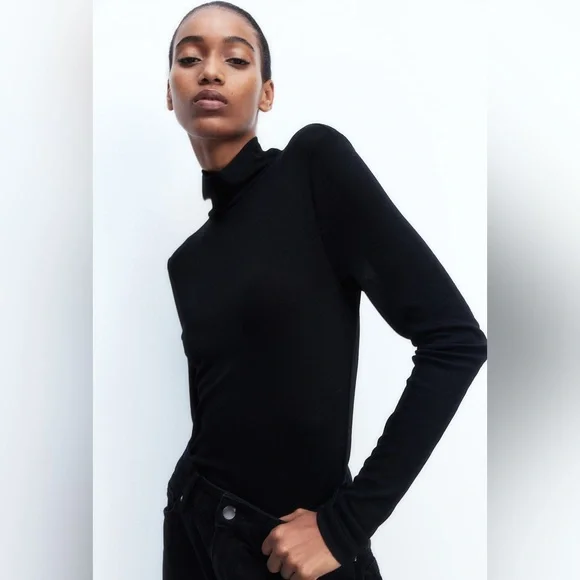 H&M Ribbed Turtleneck - Picture 4 of 5